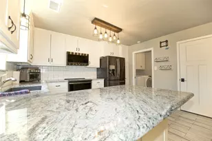 451 W 6th St, Muenster, TX 76252 - Photo 26