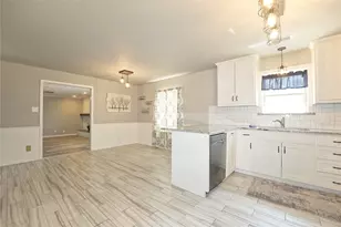 451 W 6th St, Muenster, TX 76252 - Photo 28