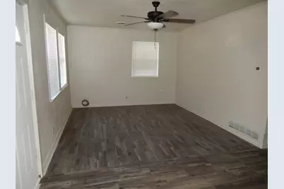 2710 Mount View Drive, Farmers Branch, TX 75234 - Photo 2