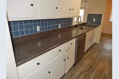 2710 Mount View Drive, Farmers Branch, TX 75234 - Photo 8