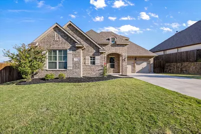 332 Bluffside Trail, Benbrook, TX 76126 - Photo 1