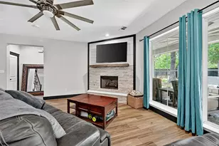 610 Deleon St, Denison, TX 75020 - Photo 10