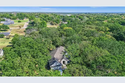 610 Deleon Street, Denison, TX 75020 - Photo 6