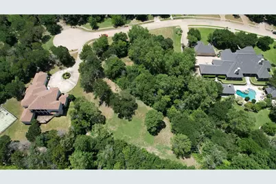 2217 Donice Court, Cedar Hill, TX 75104 - Photo 2
