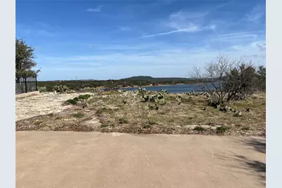 105 Hells Gate Point, Strawn, TX 76475 - Photo 6