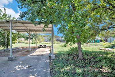 508 18th Street, Grand Prairie, TX 75050 - Photo 22