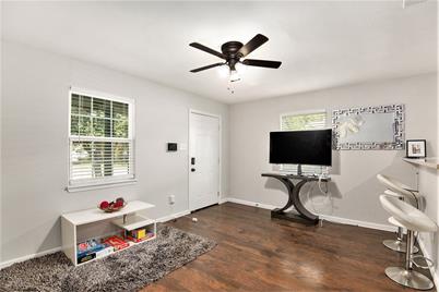 508 18th Street, Grand Prairie, TX 75050 - Photo 4