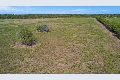 534 Deer Lane, Celeste, TX 75423 - Photo 10