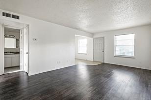 1901 Handley Dr, Fort Worth, TX 76112 - Photo 10