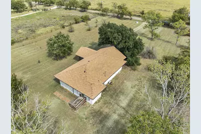 7429 County Road 1232, Godley, TX 76044 - Photo 14