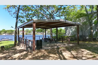 111 Daniel Drive, Mabank, TX 75156 - Photo 10