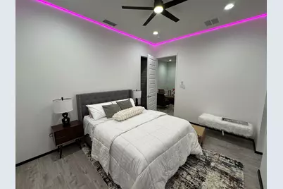 3415 Chihuahua Avenue, Dallas, TX 75212 - Photo 32