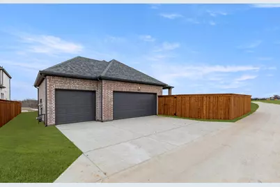 9320 Blooming Ivy Drive, Mesquite, TX 75126 - Photo 30