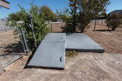 1226 Clay Street, Nocona, TX 76255 - Photo 30