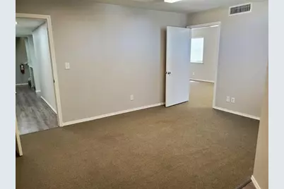 700 Londonderry Lane #200, Denton, TX 76205 - Photo 8