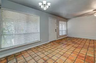 5924 Birchbrook Dr, Dallas, TX 75206 - Photo 12