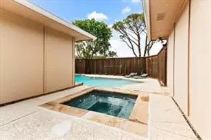 803 Rush Creek Dr, Allen, TX 75002 - Photo 2