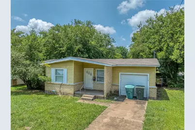 2120 N Hickory Street, Sherman, TX 75092 - Photo 1