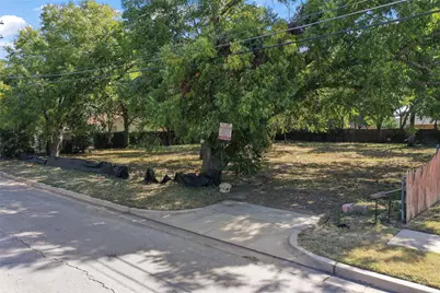 818 E Rogers Street, Arlington, TX 76011 - Photo 14