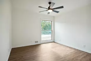 900 Roberts St, Bowie, TX 76230 - Photo 22
