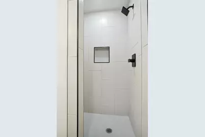 900 Roberts Street, Bowie, TX 76230 - Photo 20