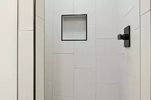 900 Roberts St, Bowie, TX 76230 - Photo 20