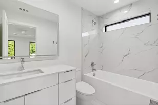 7619 Robin Rd, Dallas, TX 75209 - Photo 30