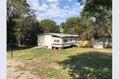 4205 Taos Court, Granbury, TX 76048 - Photo 2