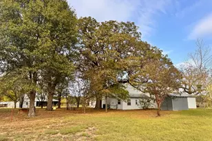 2000 Co Rd 2420, Honey Grove, TX 75446 - Photo 32