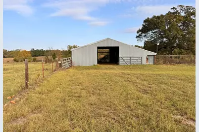 2000 County Road 2420, Honey Grove, TX 75446 - Photo 30