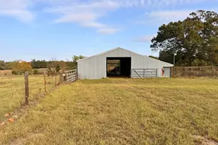 2000 Co Rd 2420, Honey Grove, TX 75446 - Photo 30