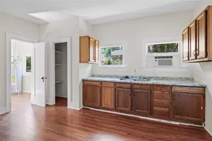 708 W Texas St, Denison, TX 75020 - Photo 10