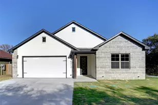 4913 Wichita St, Granbury, TX 76048 - Photo 2