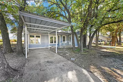 4536 Hodgkins Road, Lake Worth, TX 76135 - Photo 2