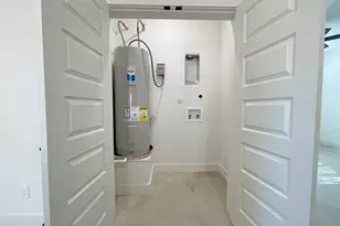 607 W Baker St, Denison, TX 75020 - Photo 6