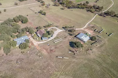 1799 Cottonwood Creek Road, Saint Jo, TX 76265 - Photo 20