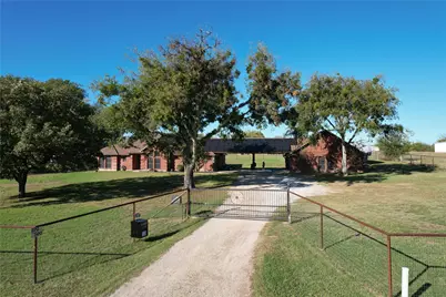 370 County Road 4929, Newark, TX 76071 - Photo 1