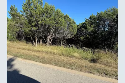 6101 Valderrama Drive, Cleburne, TX 76033 - Photo 4