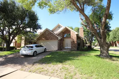 800 Cumberland Place, Irving, TX 75063 - Photo 1