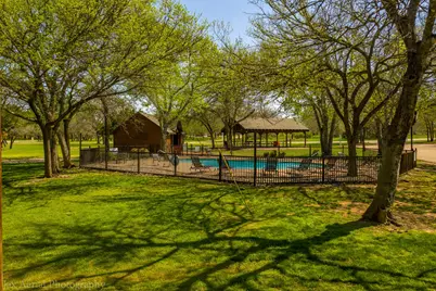 17134 Woodlawn Drive, Whitney, TX 76692 - Photo 18