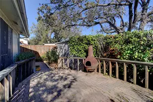 12502 Burninglog Ln, Dallas, TX 75243 - Photo 16