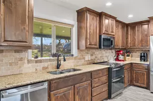 1407 Withers Rd, Mineral Wells, TX 76067 - Photo 10