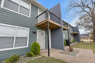 705 W Crawford St, Denison, TX 75020 - Photo 32