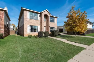 8933 Tucker St, Cross Roads, TX 76227 - Photo 4