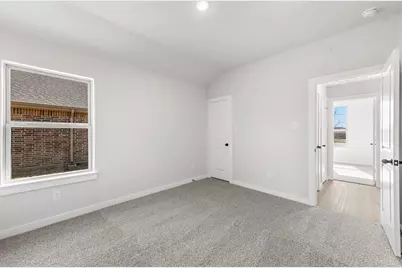 1102 Holly Street, Cleburne, TX 76033 - Photo 22