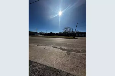 118 W College Street, Mesquite, TX 75149 - Photo 12