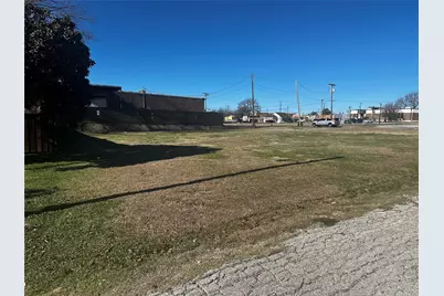 118 W College Street, Mesquite, TX 75149 - Photo 16