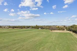 2212 Spring Hill Rd, Aubrey, TX 76227 - Photo 14