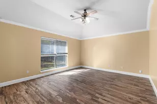 309 Dupont Cir, Fort Worth, TX 76134 - Photo 18