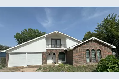 2509 Stonehurst Court, Arlington, TX 76014 - Photo 1